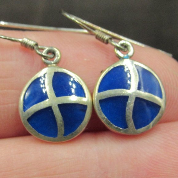 Jewelry - Sterling Silver Odd Circle Blue Inlay Earrings